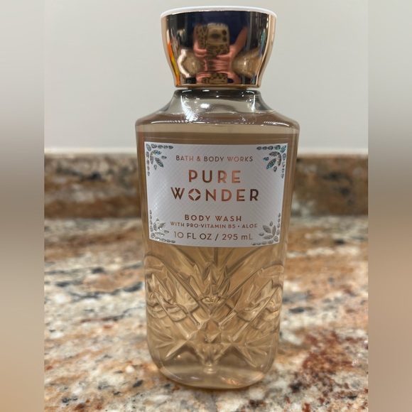 Bath and body works Pure Wonder body cream and body wash - Picture 3 of 5